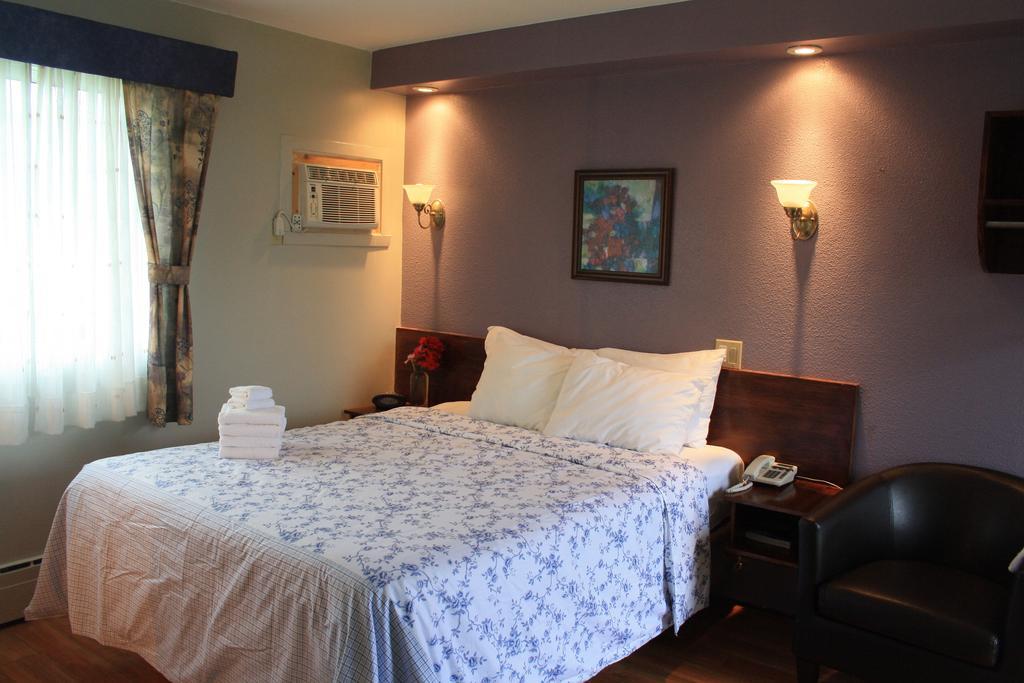 Au Doc Motel Repentigny Szoba fotó