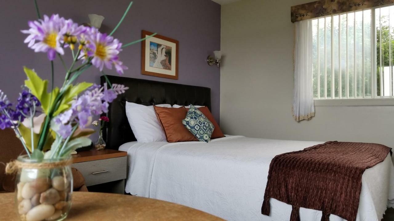 Au Doc Motel Repentigny Kültér fotó